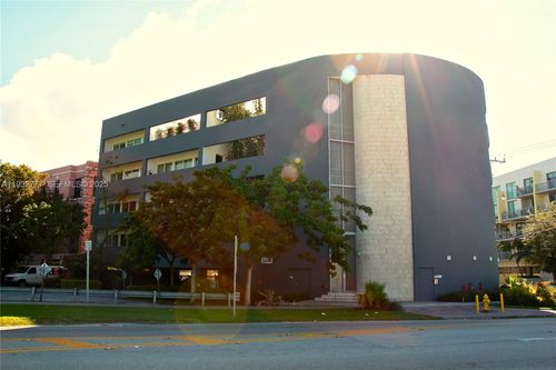 ph-3-2694 Inagua Ave, Coconut Grove, FL, 33133-3873 | Card Image