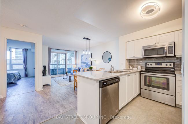 627 - 25 Lower Simcoe St, Condo with 2 bedrooms, 1 bathrooms and null parking in Toronto ON | Image 19