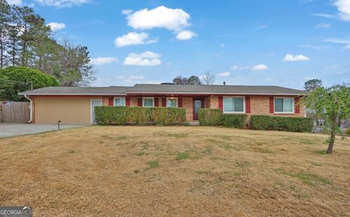 643 Rebecca St Nw, Lilburn, GA, 30047-2743 | Card Image