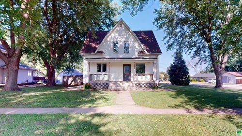 428 S Kiel St, Holstein, IA, 51025-5068 | Card Image