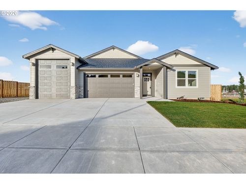 71-3340 Ne Justus Ave, Estacada, OR, 97023-7811 | Card Image