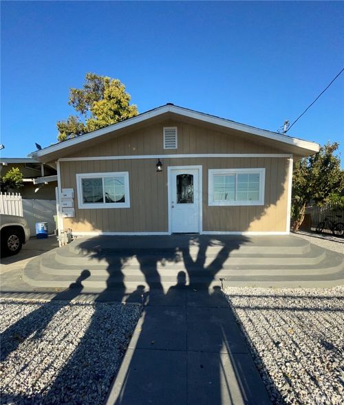 6208 Holmes, Los Angeles, CA, 90001 | Card Image