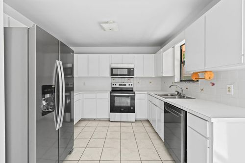 2634 Summit Blvd, West Palm Beach, FL, 33406-4229 | Card Image