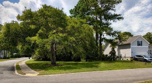 2638 Seaport Cir, Georgetown, SC, 29440-4561 | Card Image