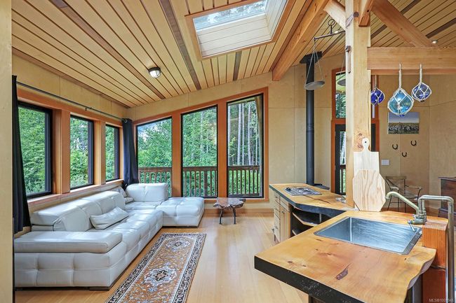 0 Neilson Island, House other with 4 bedrooms, 3 bathrooms and null parking in Tofino BC | Image 49