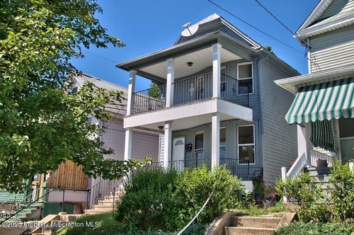 1515 Pine St, Scranton, PA, 18510-1963 | Card Image