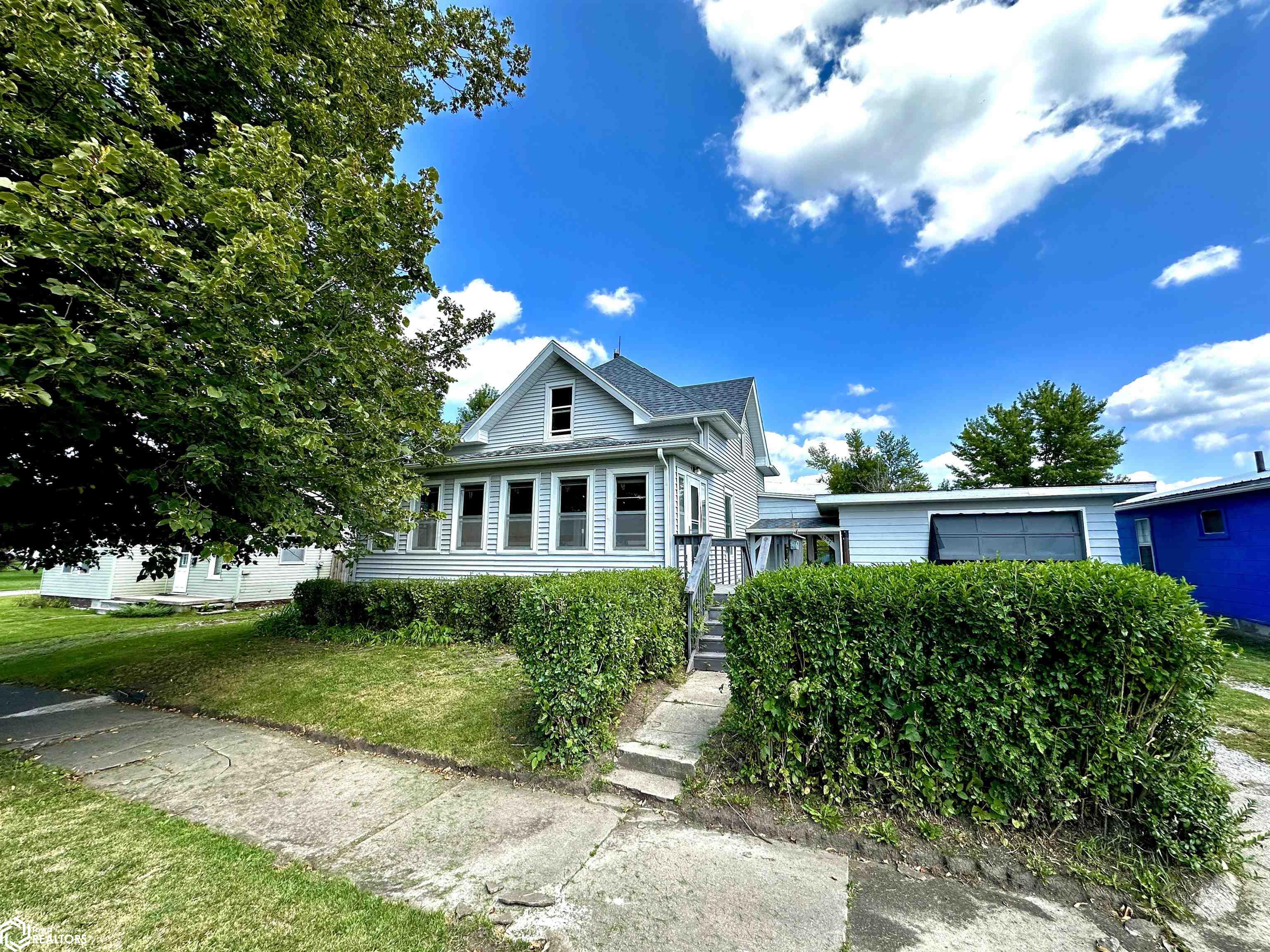 2nd Ave, Belle Plaine, IA 52208
