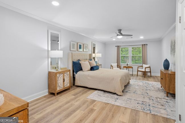 5273 Glenridge Dr, Townhouse with 3 bedrooms, 4 bathrooms and 2 parking in Sandy Springs GA | Image 33