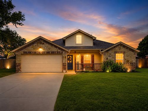 2108 Ridgewood Dr, Bridgeport, TX, 76426-3342 | Card Image
