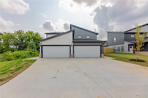 2-1500 Sw Poigai Way, Bentonville, AR, 72713 | Card Image