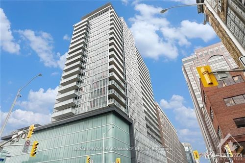 1805-324 Laurier Ave W, Ottawa, ON, K1P0A4 | Card Image