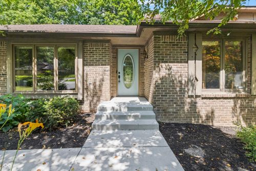 604 Oak Boulevard West Dr, Greenfield, IN, 46140-8867 | Card Image
