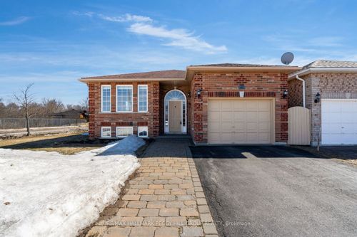 67 Forest Dale Dr, Barrie, ON, L4M6M9 | Card Image