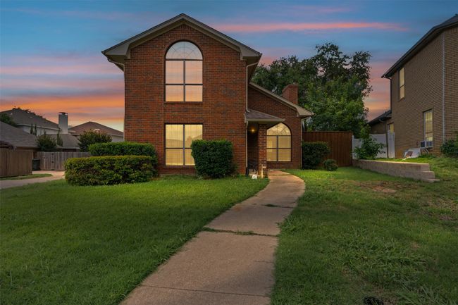 1404 Ranchview Ct, House other with 3 bedrooms, 3 bathrooms and null parking in Carrollton TX | Image 5