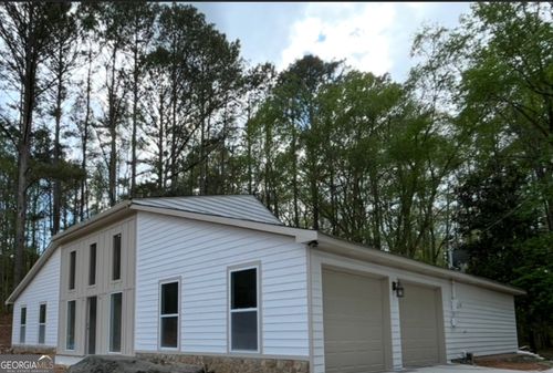 8701 Campbellton Redwine Rd, Chattahoochee Hills, GA, 30268-2153 | Card Image