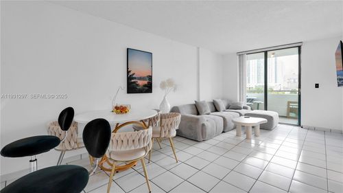 apt-603-546 Sw 1st St, Miami, FL, 33130-1388 | Card Image