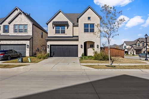 700 Red Fork Dr, Lewisville, TX, 75056-7044 | Card Image