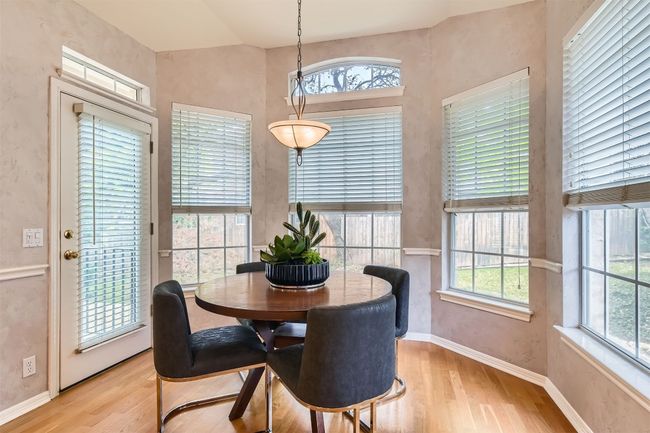 Bow bayed breakfast area open to kitchen and family room | Image 13