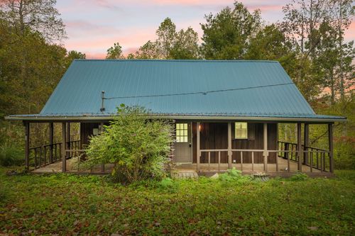 70 Eagle Ln, Wellington, KY, 40387-8027 | Card Image