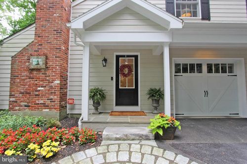 594 Contention Ln, BERWYN, PA, 19312-1428 | Card Image