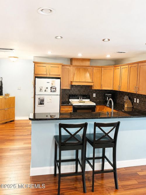 a11-65 Cedar Ave, Long Branch, NJ, 07740-5167 | Card Image