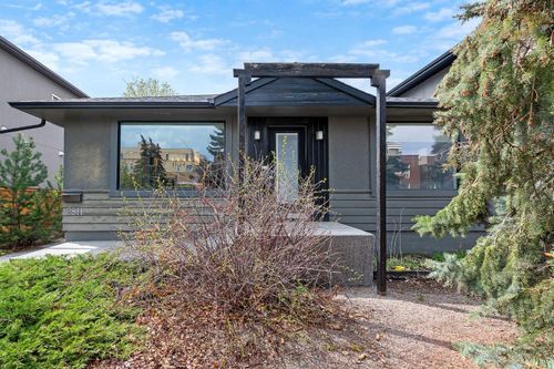 2811 25 Street Sw, Calgary, AB, T3E1Y1 | Card Image