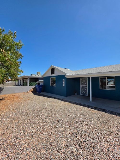 2803 E Monroe St, Phoenix, AZ, 85034-1509 | Card Image