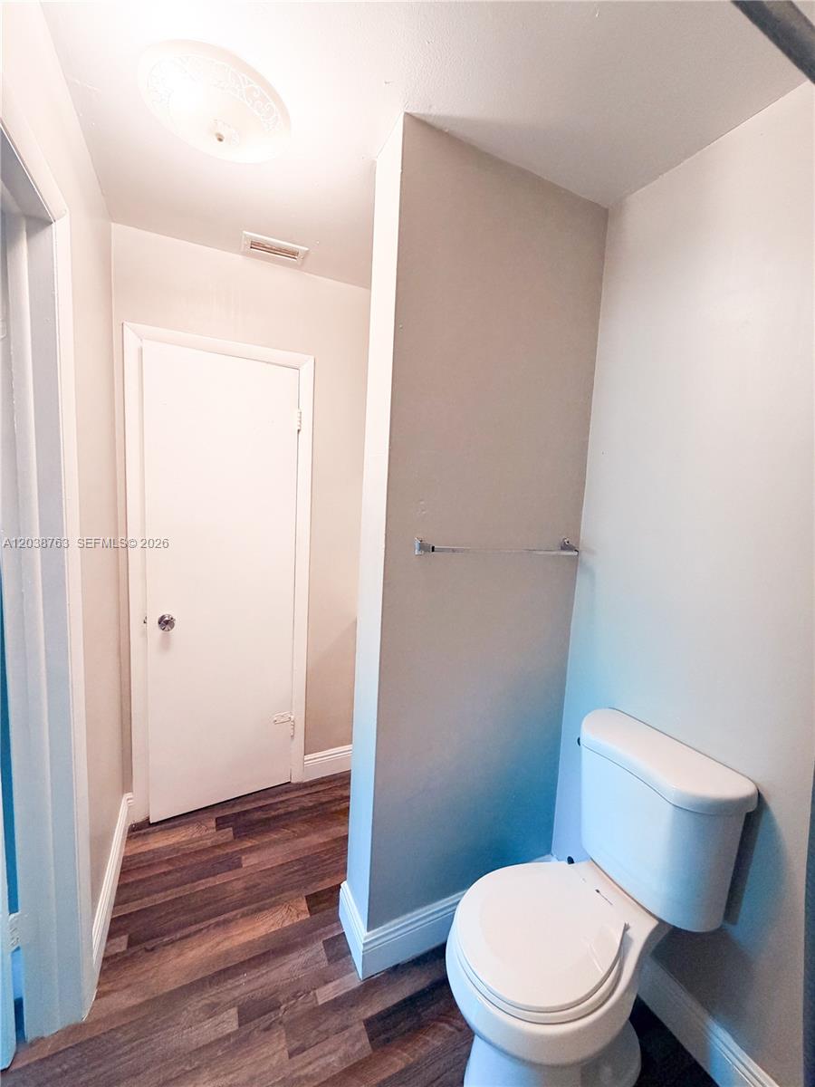 Residential Lease in Coral Springs 4