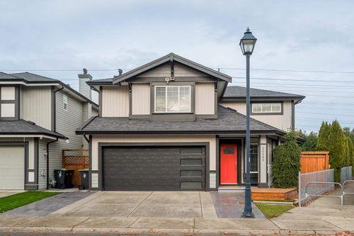 20265 94b Ave, Langley, BC, V1M3Z4 | Card Image