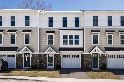 14-14 Hines Way, Newburyport, MA, 01950-4503 | Card Image