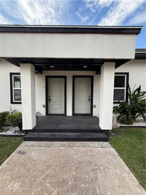 1025 Miller Ave, Mission, TX, 78572-4139 | Card Image