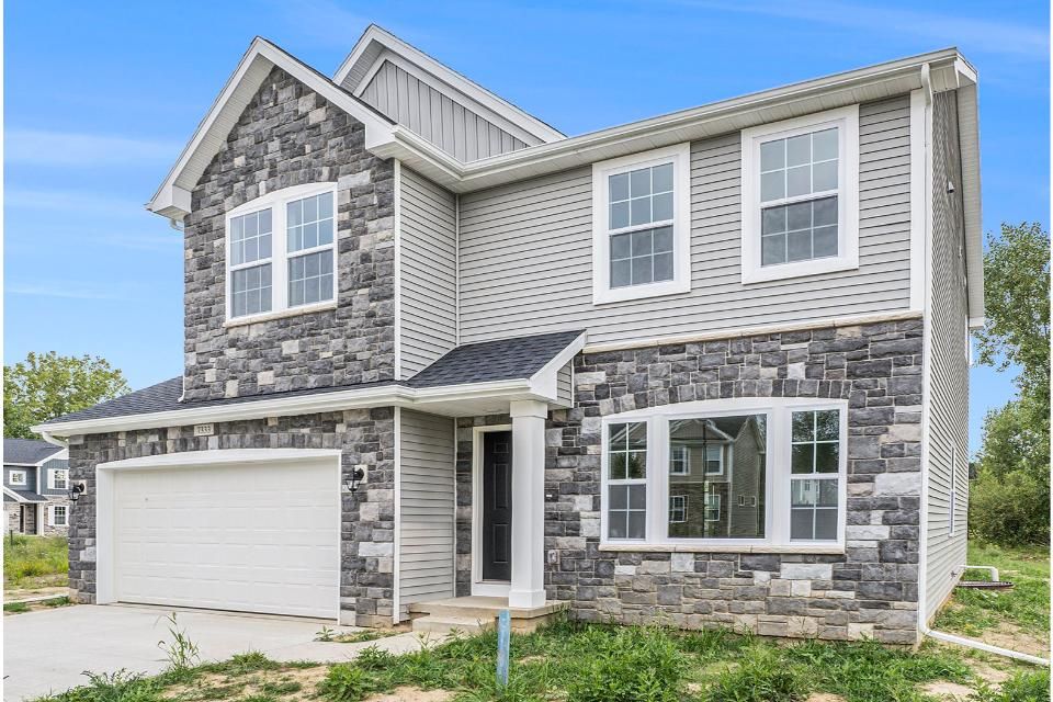 River Rock Dr, Davison, MI 48423
