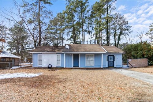 916 Inglewood Ln, Fayetteville, NC, 28314-5752 | Card Image
