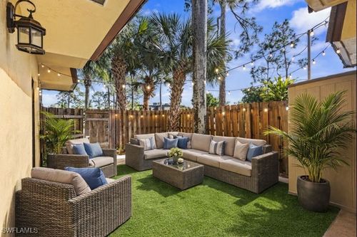 apt-4-4001 Sandlewood Ln, FORT MYERS, FL, 33907-3640 | Card Image