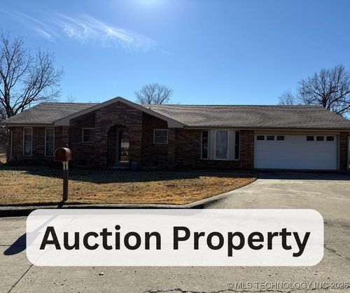 908 Colonial, Pryor, OK, 74361 | Card Image