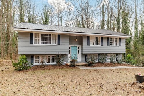 395 Roberts Rd, Athens, GA, 30606-1227 | Card Image