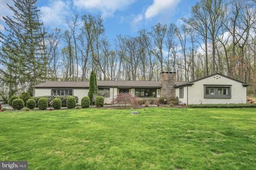 104 Unicorn Ln, KENNETT SQUARE, PA, 19348-1654 | Card Image