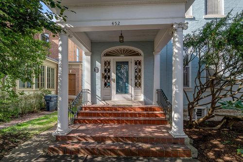 452 W Third St, Lexington, KY, 40508-3512 | Card Image