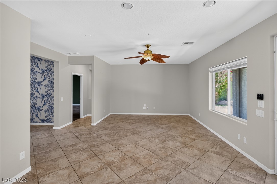 Residential Lease in Las Vegas 5