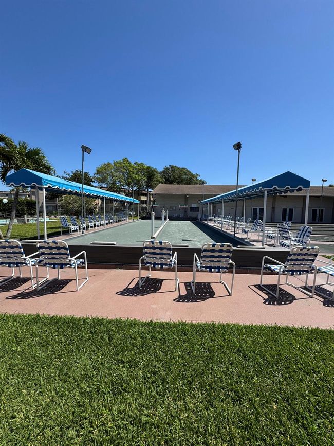 APT-113 - 721 Lori Dr, Condo with 1 bedrooms, 2 bathrooms and null parking in Palm Springs FL | Image 26