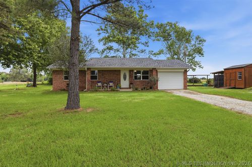 6827 Rodeo Rd, Atoka, OK, 74525-4757 | Card Image