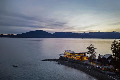 15 Brunswick Beach Rd, Lions Bay, BC, V0N3G7 | Card Image