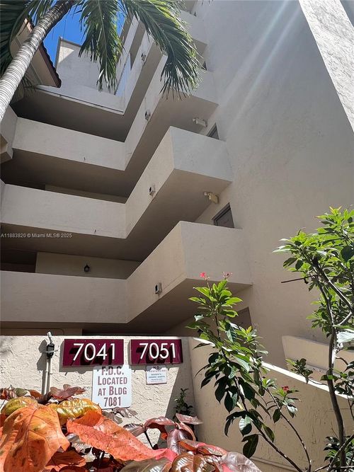 apt-332-7051 Environ Blvd, Lauderhill, FL, 33319-4210 | Card Image