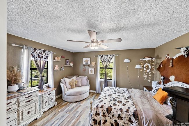 1506 D St, House other with 4 bedrooms, 3 bathrooms and null parking in Floresville TX | Image 34