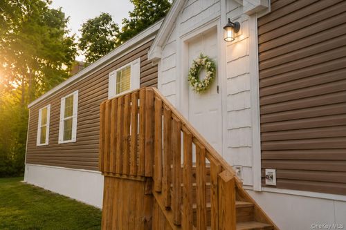 34 Windward Way, Stony Point, NY, 10980-1670 | Card Image