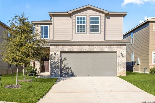 10623 Rayburn Lndg, San Antonio, TX, 78252-4522 | Card Image