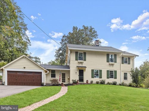 15 Overhill Rd, CATONSVILLE, MD, 21228-4924 | Card Image