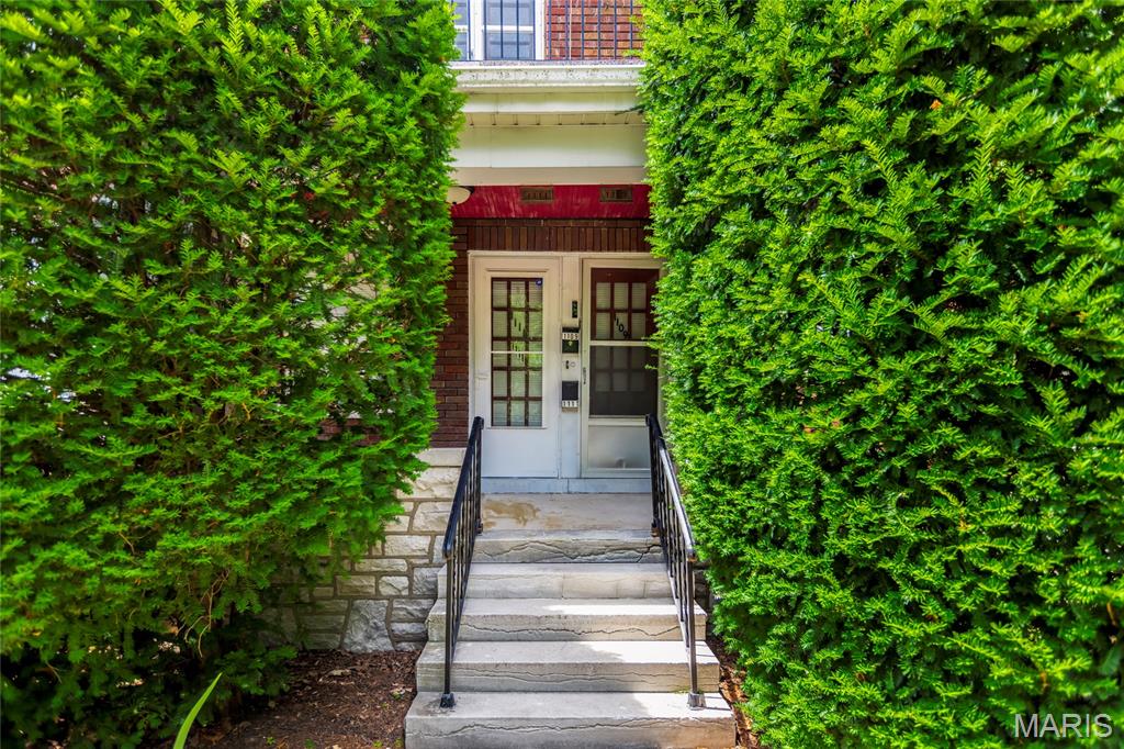 Residential Income in Richmond Heights 2