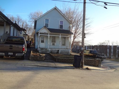 251 Bartlett Pl, Elgin, IL, 60120-7866 | Card Image