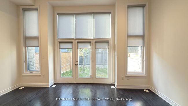 6 Hiawatha Crt, House attached with 3 bedrooms, 4 bathrooms and 1 parking in Vaughan ON | Image 9